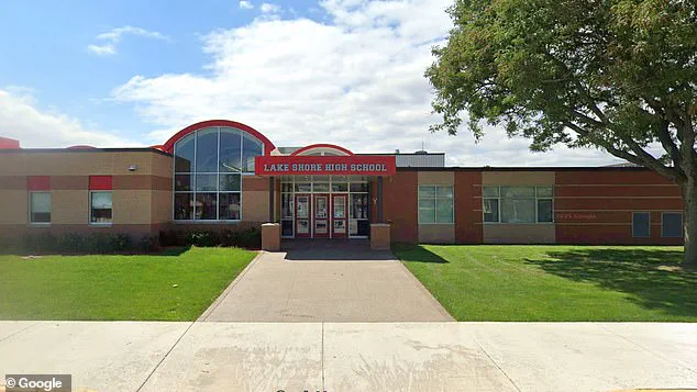 Mother Pleads Guilty to Hoax Bomb Threats After Daughter's Play Dispute, Evacuating 700 People