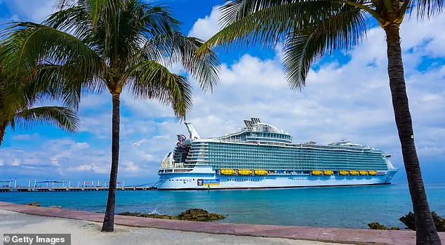 Generous Gesture of Appreciation: How a Restaurant Owner's Cruise Boosts Employee Morale and Strengthens Community Ties
