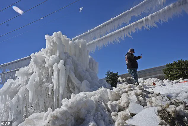Texas's Largest City, Houston, Faces Unprecedented 40-Hour Cold Snap as Winter Storm Threatens East Coast with Heavy Snow and Life-Threatening Cold