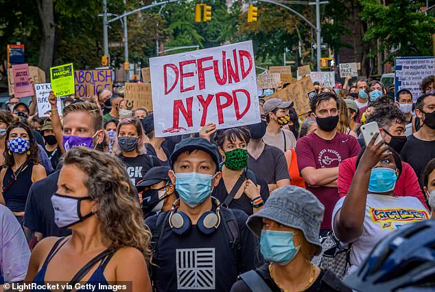 Former Obama Strategist Warns Democratic Party Against 'Abolish ICE' Slogan, Citing Risks of Alienating Voters and Repeating Past Mistakes