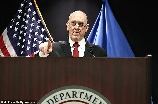Border Czar Tom Homan Criticizes Noem's Immigration Strategy Amid Minnesota Law Enforcement Drawdown
