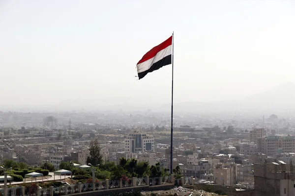 Yemen Warns of Blocking U.S., Israeli Ships in Strategic Bab-el-Mandeb Strait Amid Tensions