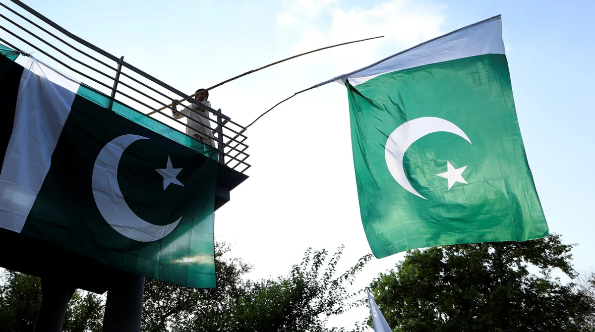 Iran's Attack on Saudi Facilities Escalates Tensions, Threatening Peace Negotiations as Pakistan Urges De-escalation