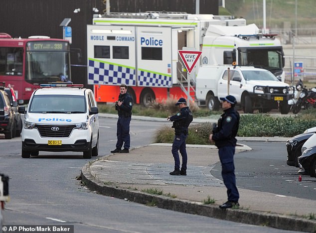Eleven struck in 30 seconds during Bondi Beach massacre inquiry.